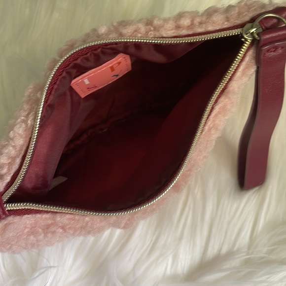 Ipsy Bag - Pink Shag Carpet - Picture 4 of 5